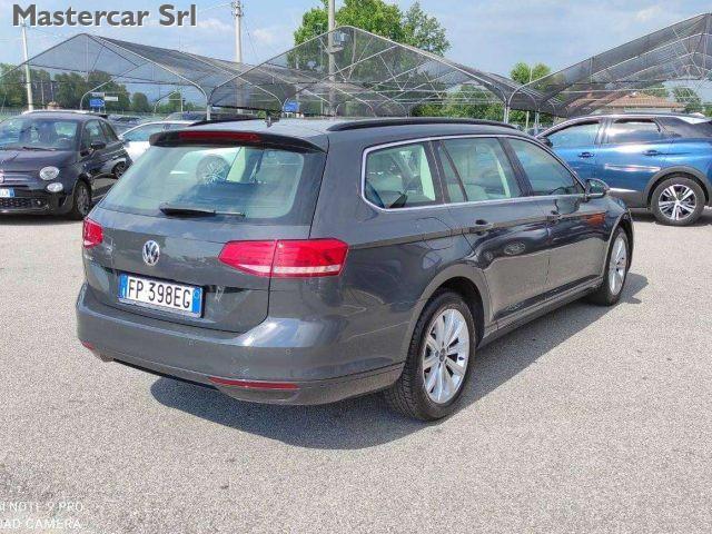 VOLKSWAGEN Passat Variant Passat VIII Variant 1.6 tdi Business Navi 120cv