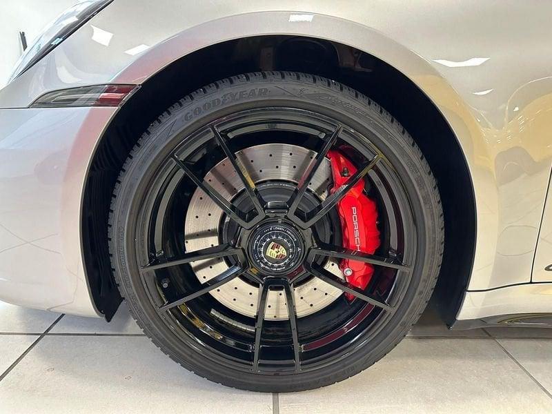 Porsche 911 Carrera GTS
