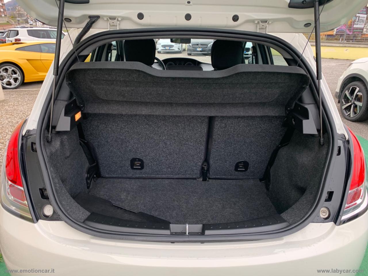 LANCIA Ypsilon 1.2 69 CV 5p. S&S Platinum - 2020