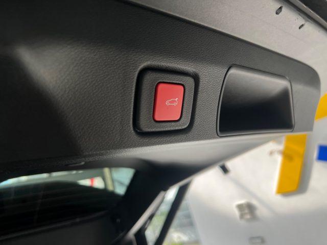 JEEP Compass E-Hybrid 1.2 TurboMHEV106kW First Edition DCT?359