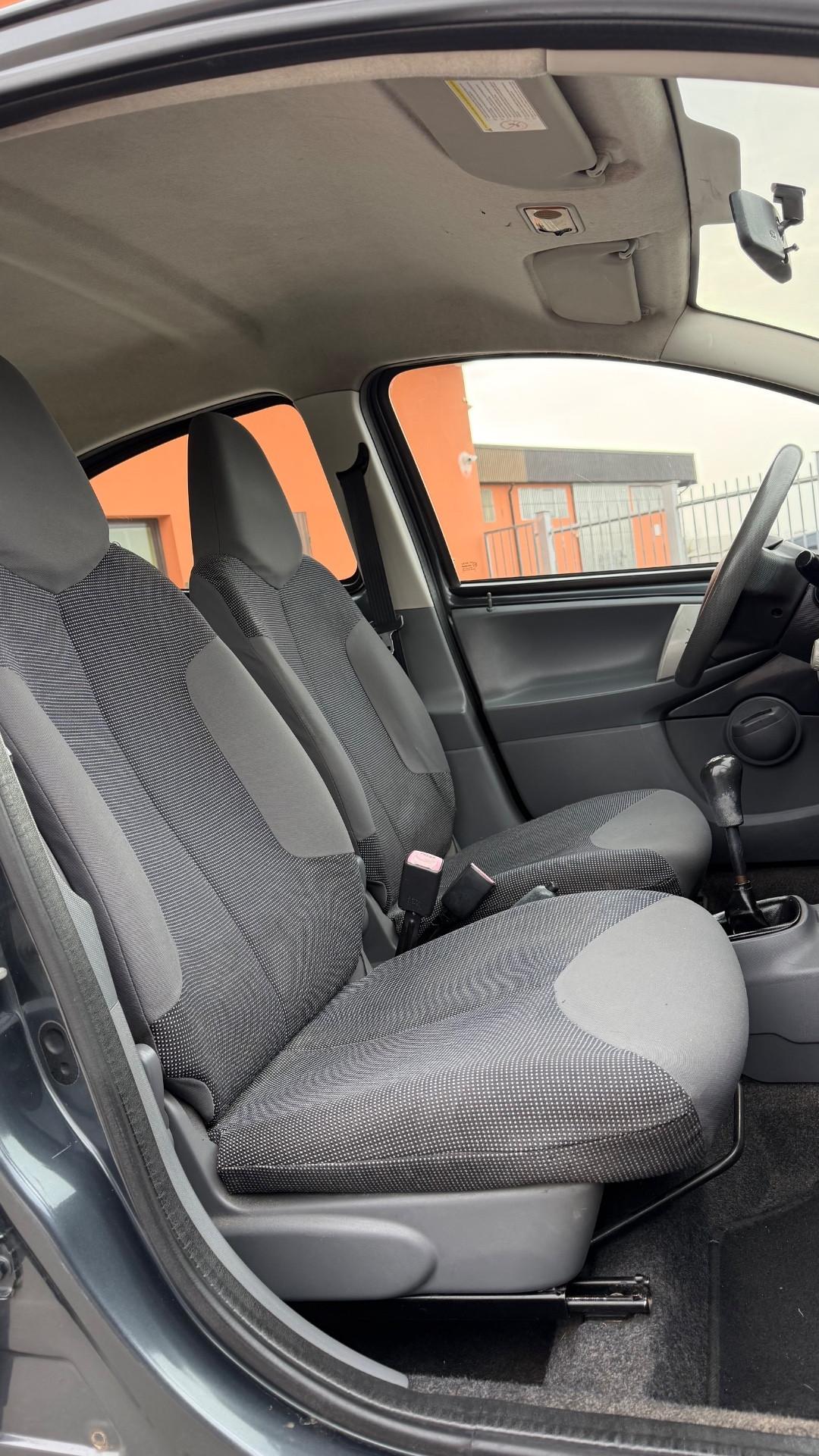 Peugeot 107 1.0 68CV 5p. Plaisir