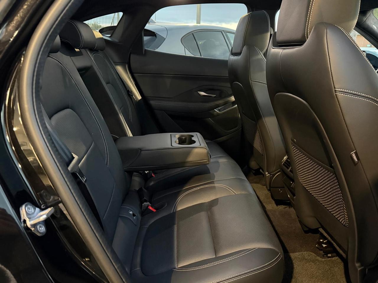 JAGUAR E-PACE 2.0D AWD R-DYNAMIC BLACK MHEV 204CV TETTO PELLE NAVI ANNO 2022