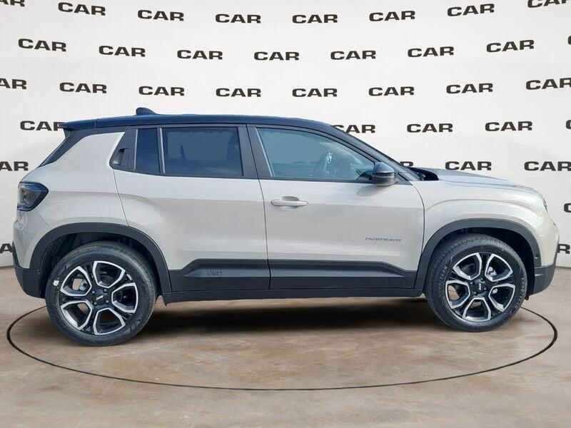 Jeep Avenger 1.2 T Summit + Infotainment pack