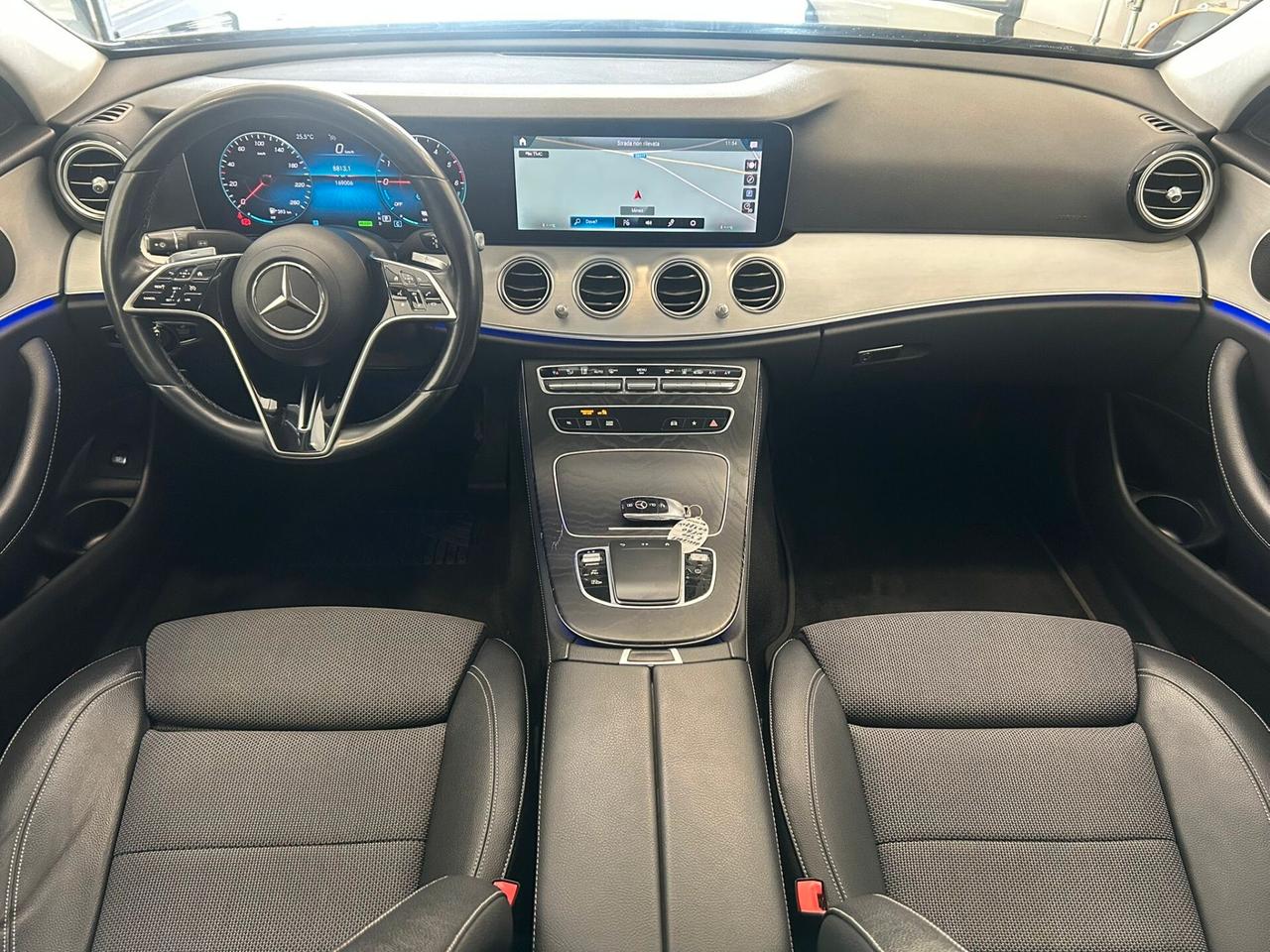Mercedes E 300 de Auto EQ-Power Premium Plus 2021