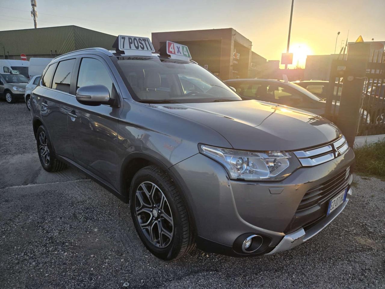 Mitsubishi Outlander 2.2 DI-D 4WD Instyle 7p.