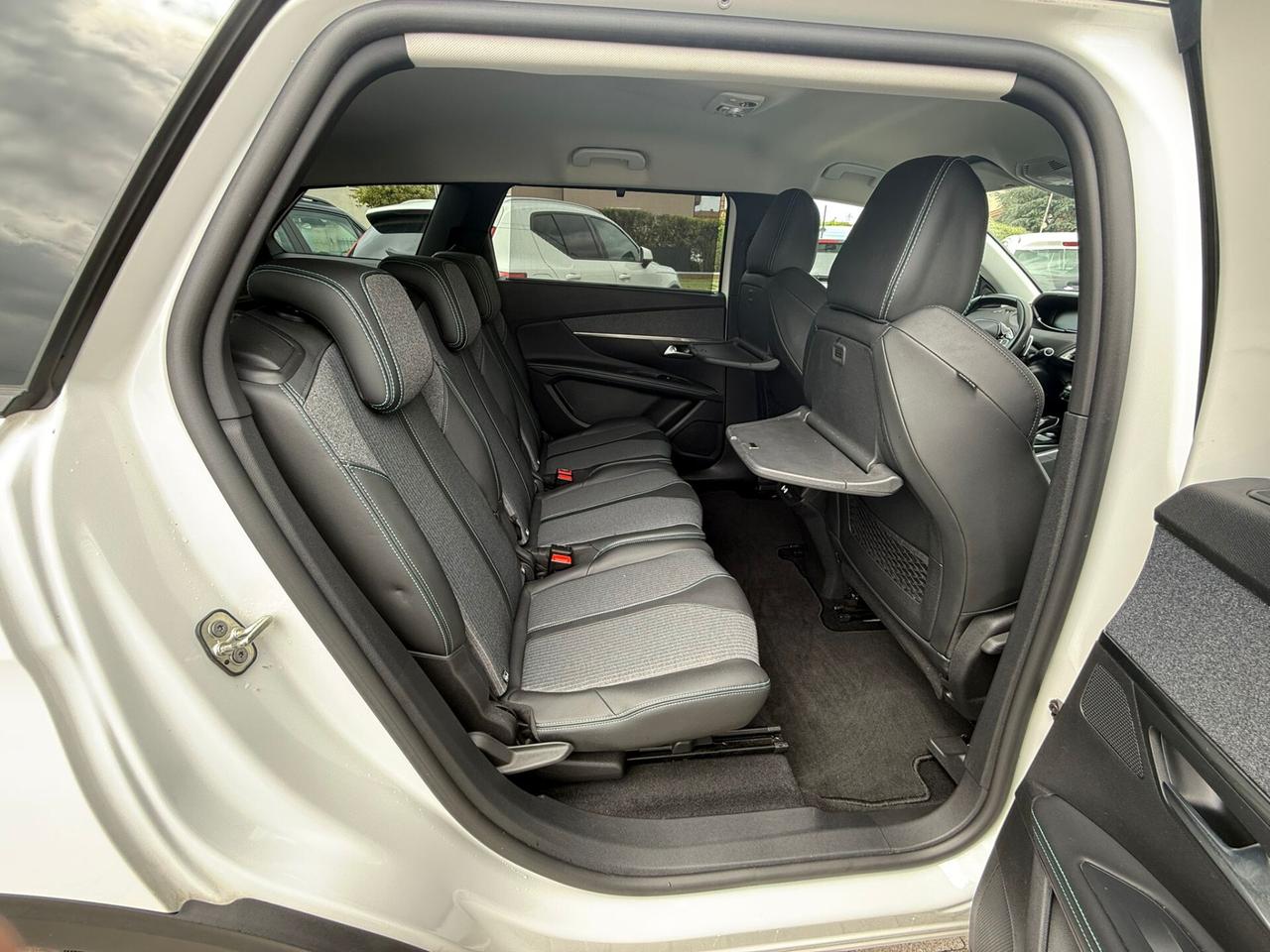 Peugeot 5008 *7 POSTI* 1.5 HDi *CAMBIO AUTMATICO*