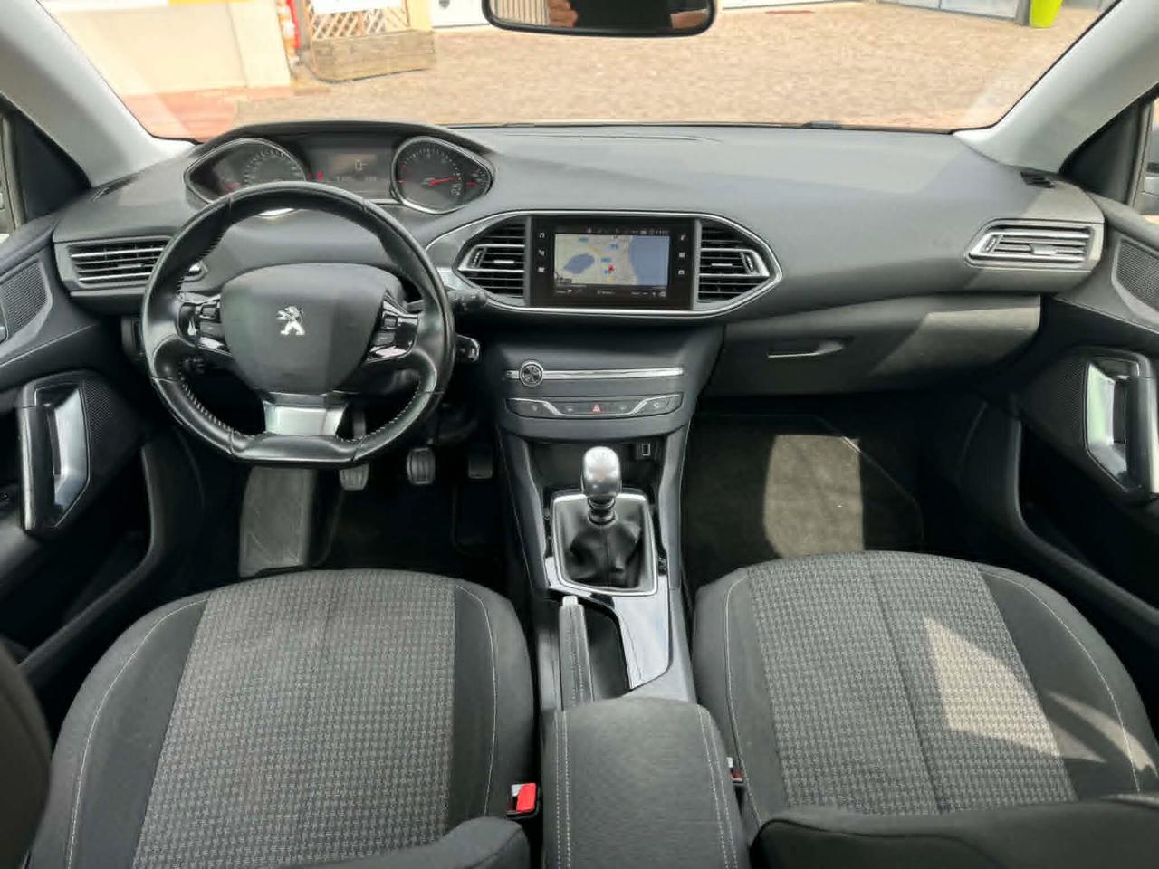 Peugeot 308 BlueHDi 130 S&S SW Active
