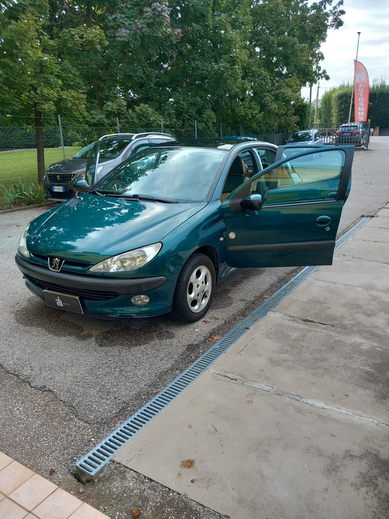 Peugeot 206 1.4 5p. Roland Garros