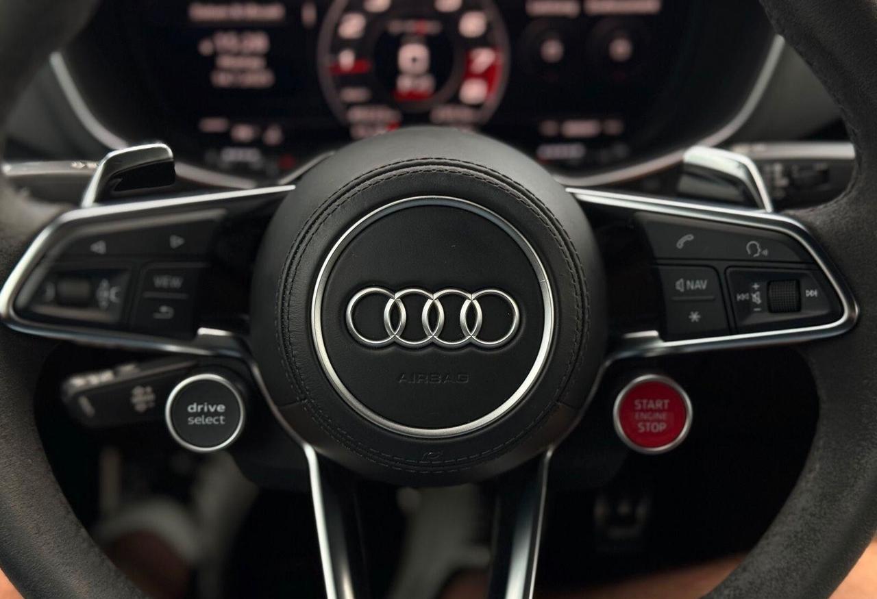 Audi TT RS Coupé 2.5 TFSI quattro S tronic