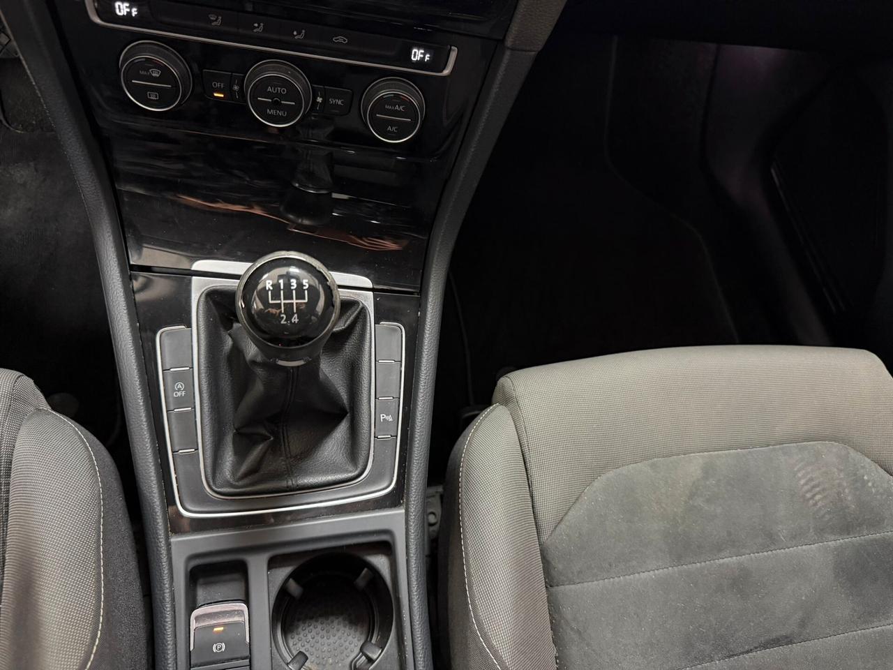 Volkswagen Golf 1.6 TDI 5p. Highline BlueMotion Technology