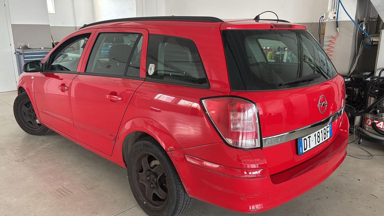 Opel Astra 1.6 16V VVT Station Wagon Cosmo