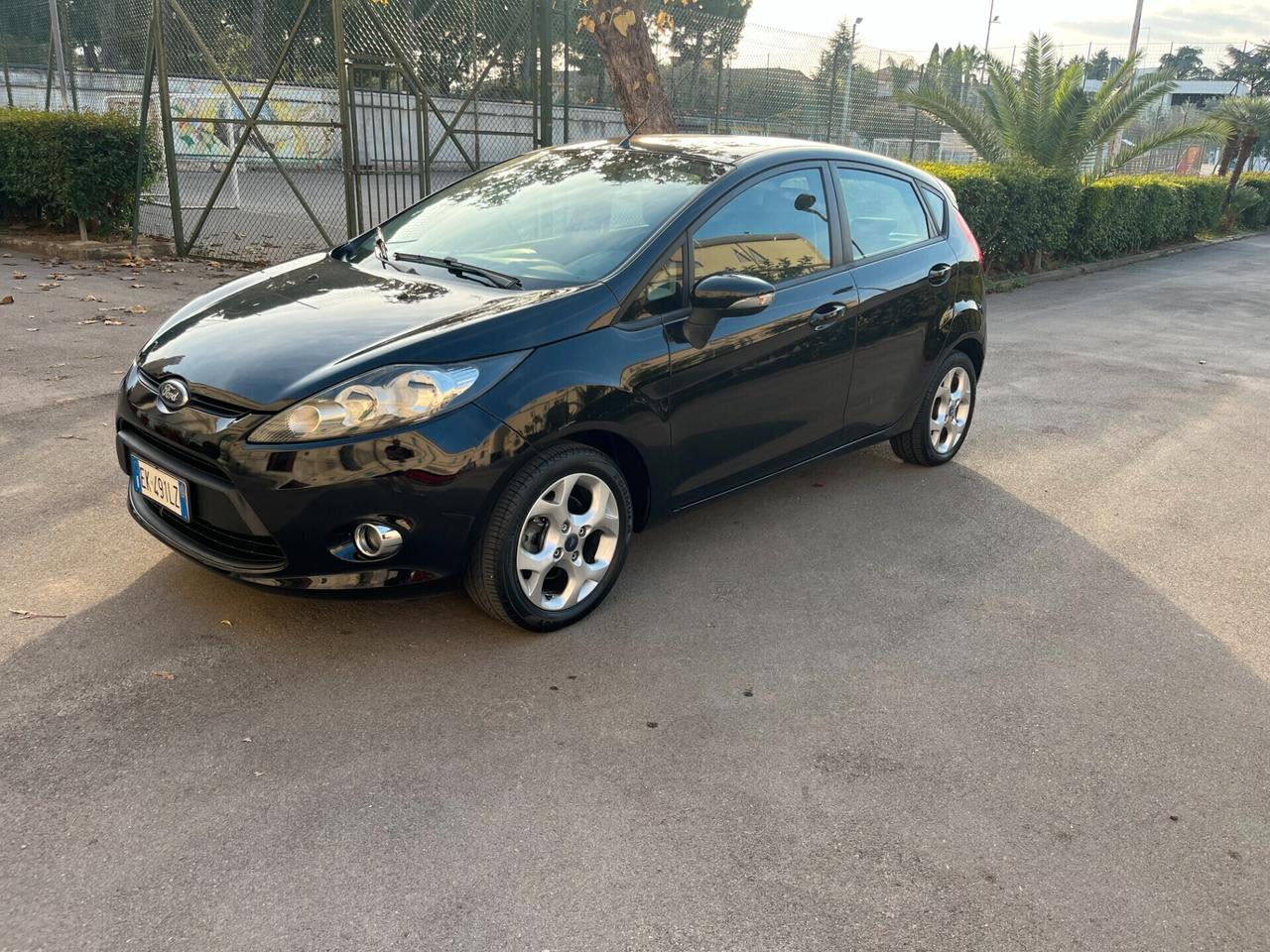 Ford Fiesta 1.2 60CV 5p.Km 115.000 Garantita