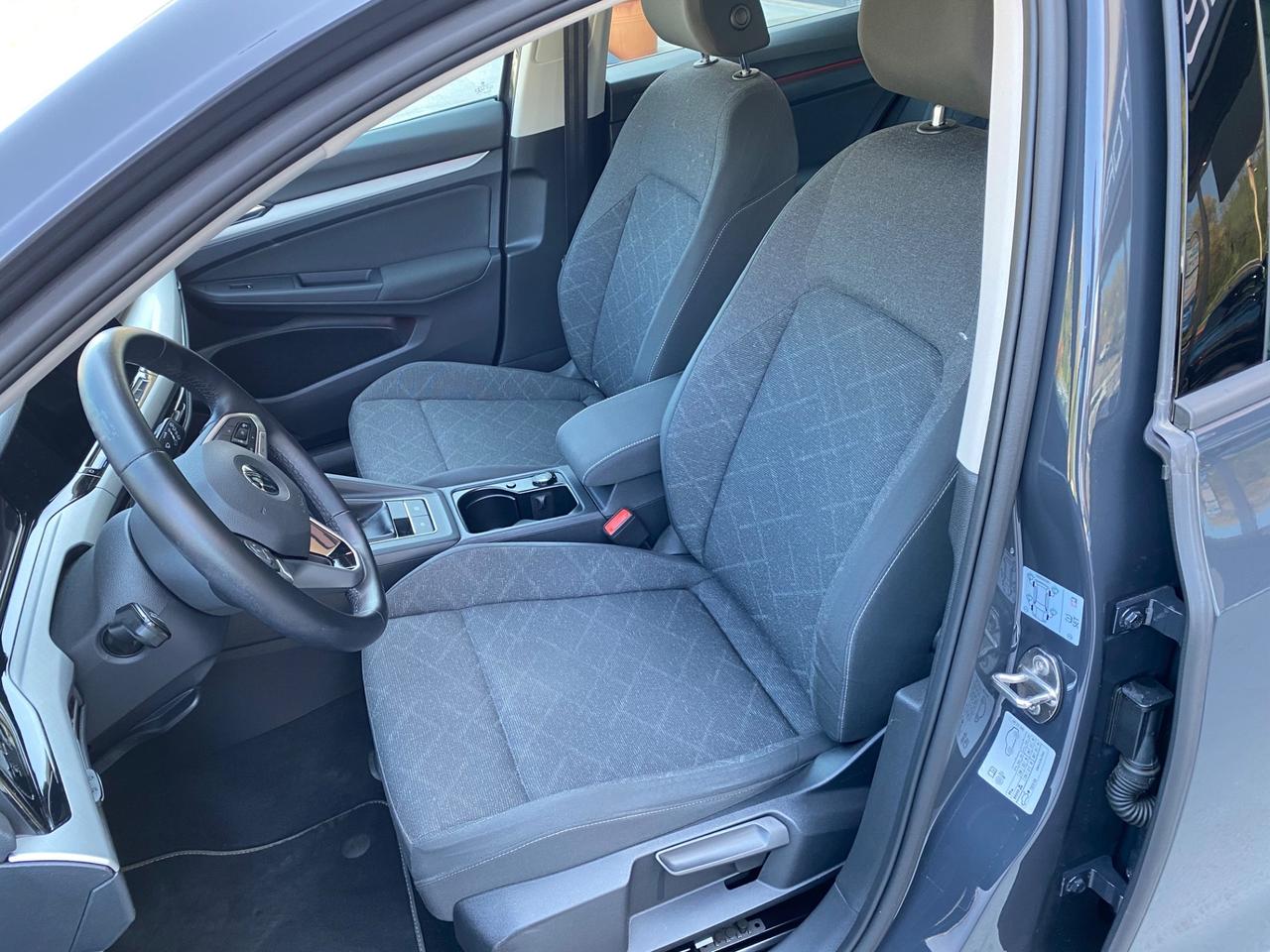 Volkswagen Golf 1.0 TSI EVO Life