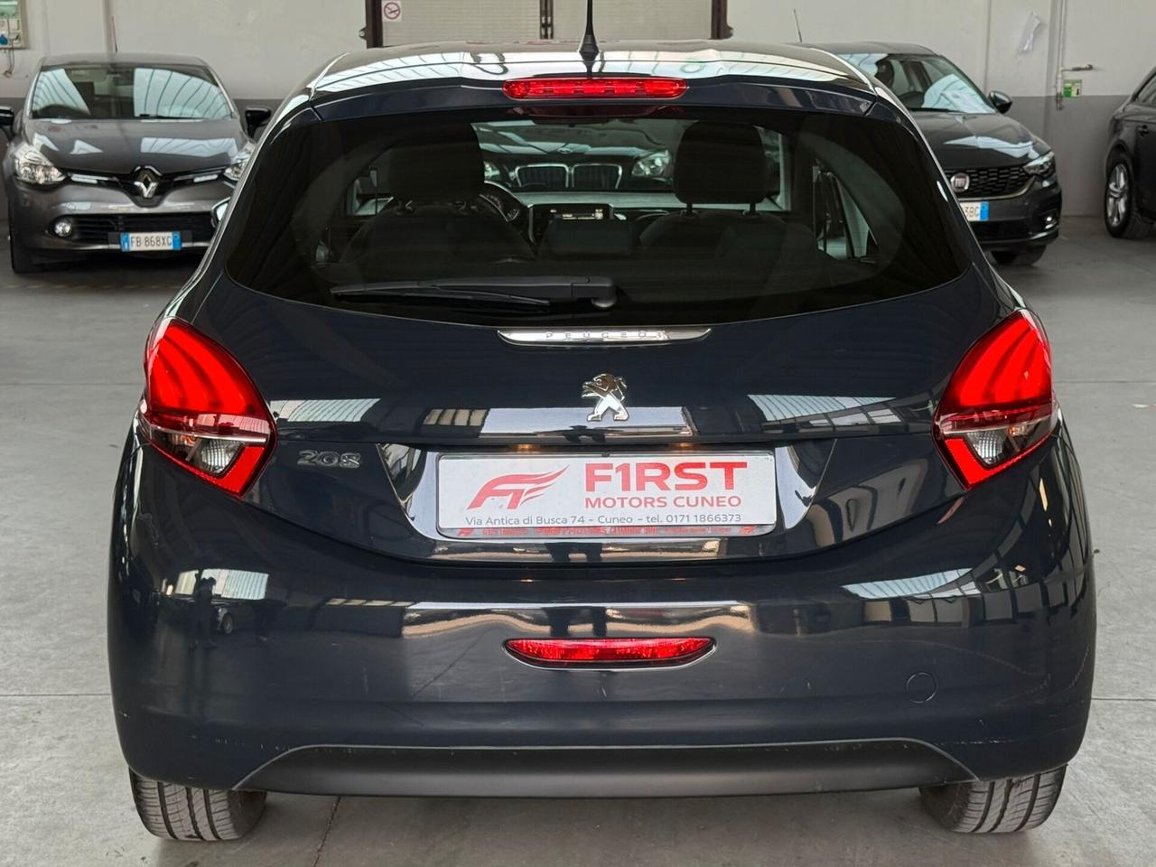 Peugeot 208 PureTech 82 5 porte Allure