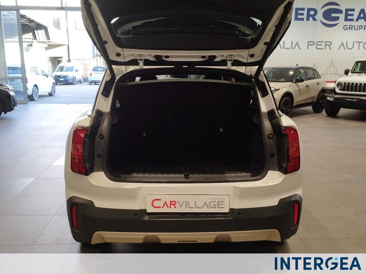 MINI Mini Countryman 2.0 48V D Favoured auto