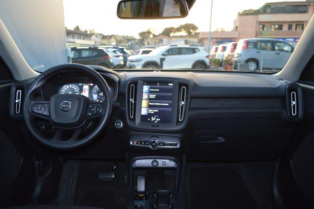 VOLVO XC40 T2 automatico Essential