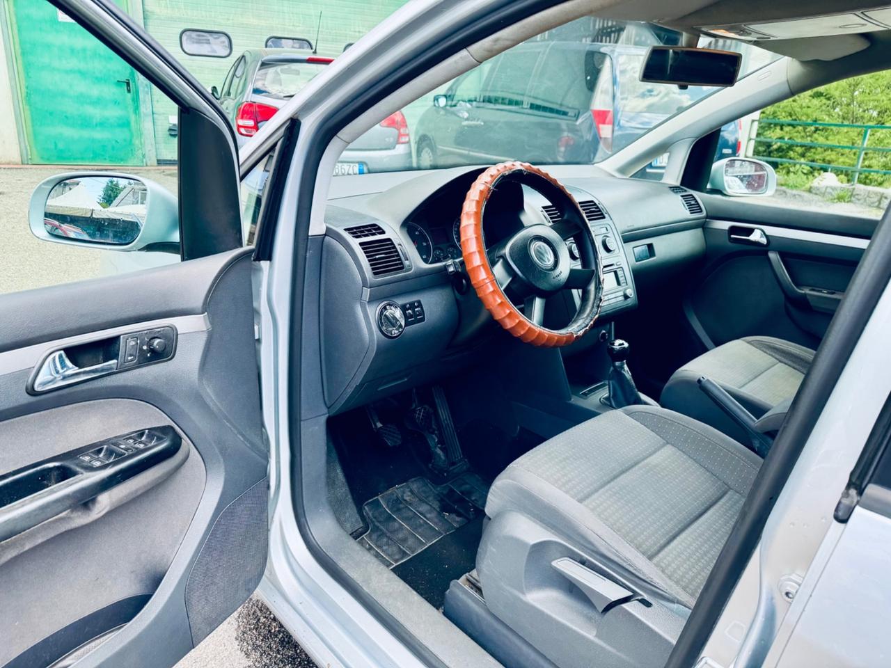Volkswagen Touran 1.9 TDI 105CV Trendline 7 posti
