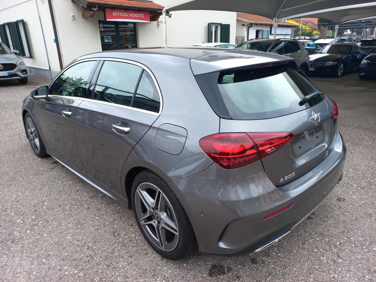 Mercedes-benz A 180 Automatic AMG Line Advanced Plus