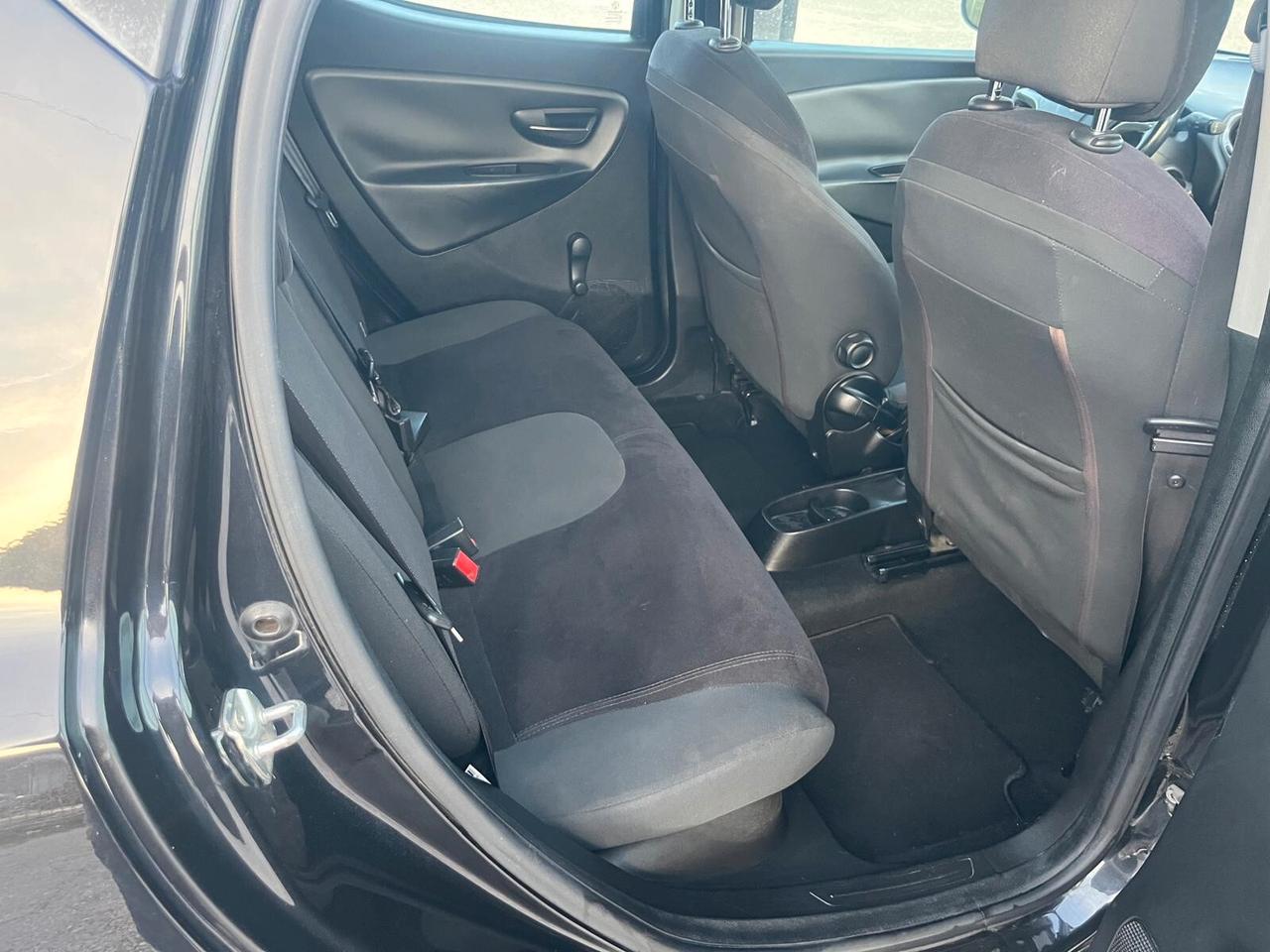 Lancia Ypsilon 1.3 MJT 16V 95 CV 5 porte S&S Elle