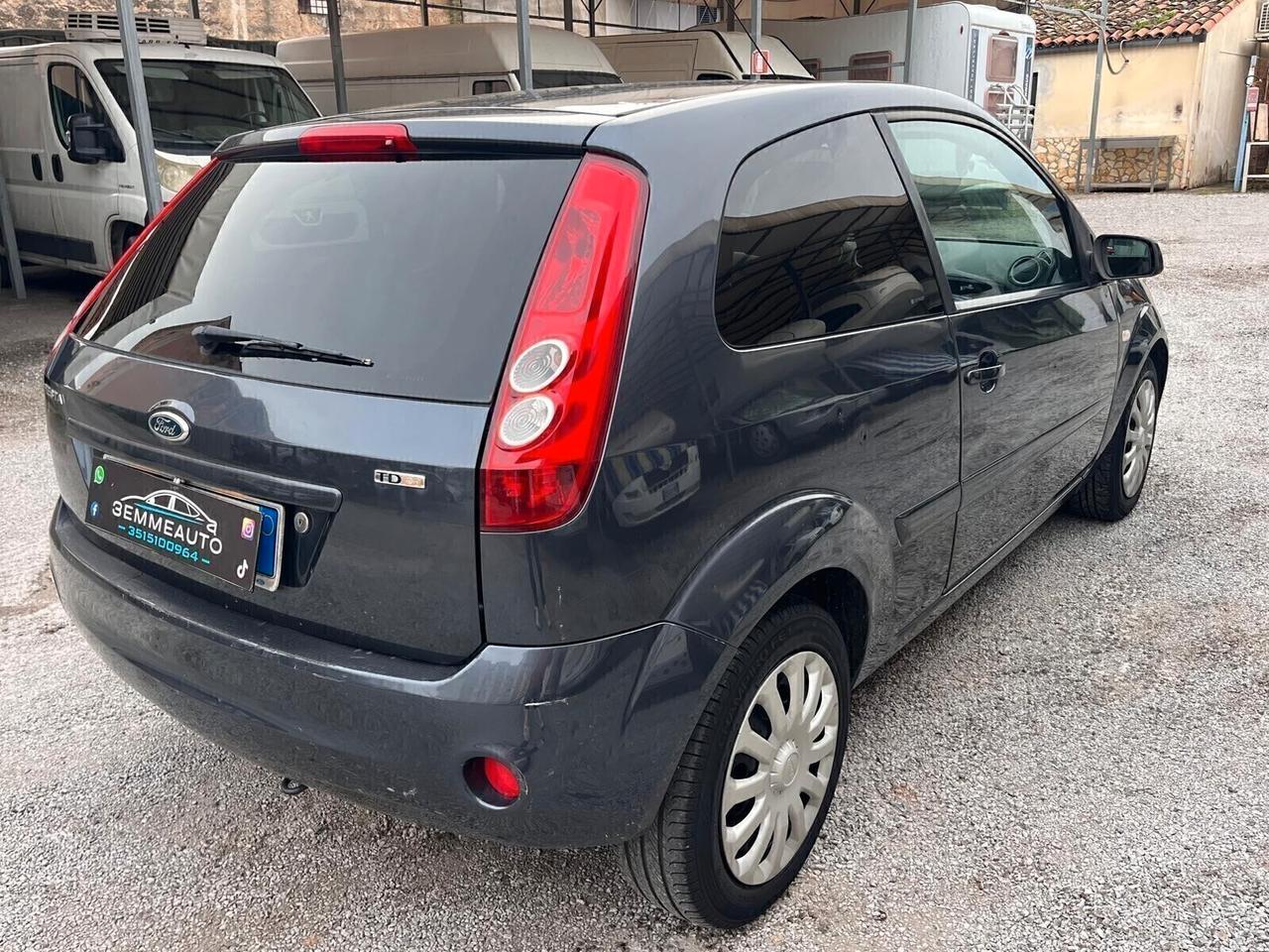 Ford Fiesta Titanium 1.4 TDCi 70Cv 12 MESI DI GARANZIA