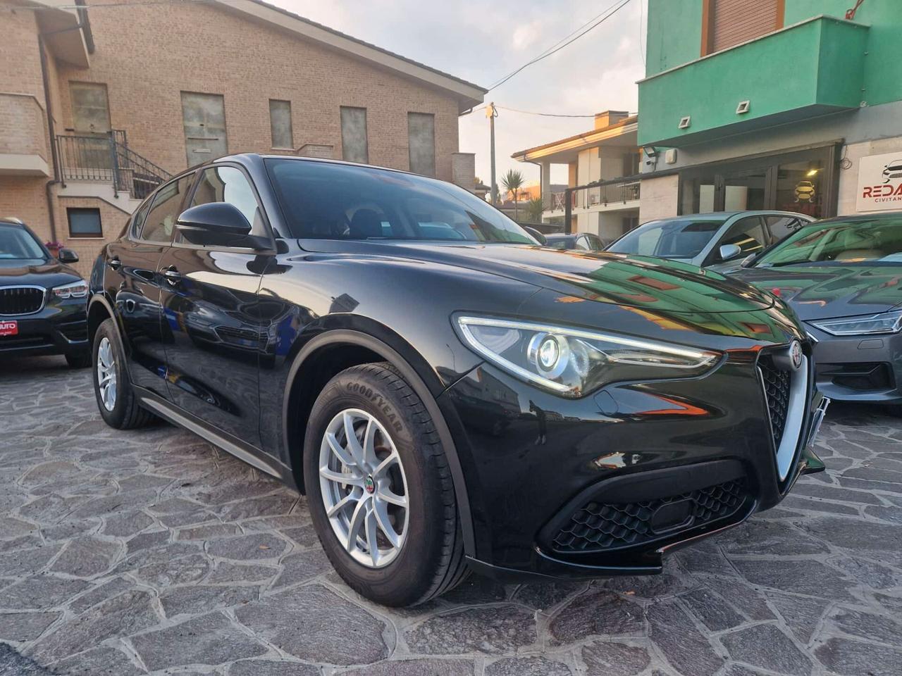 Alfa Romeo Stelvio 2.2 Turbodiesel 160 CV AT8 RWD Business