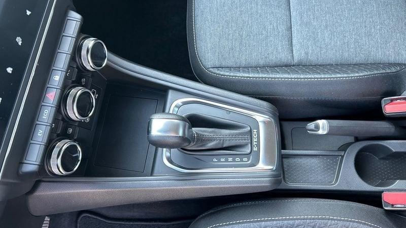 Renault Captur 1.6 E-Tech hybrid Zen 145cv auto 1.6 E-TECH Hybrid Zen Auto 145cv