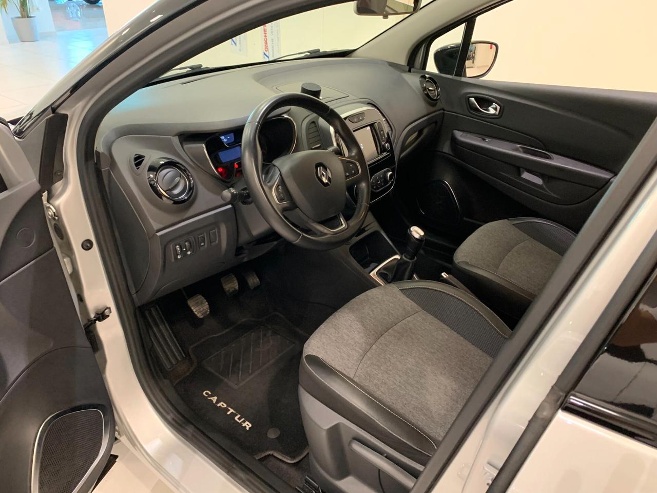 Renault Captur TCe 90 CV Benzina OK NEOPATENTATI