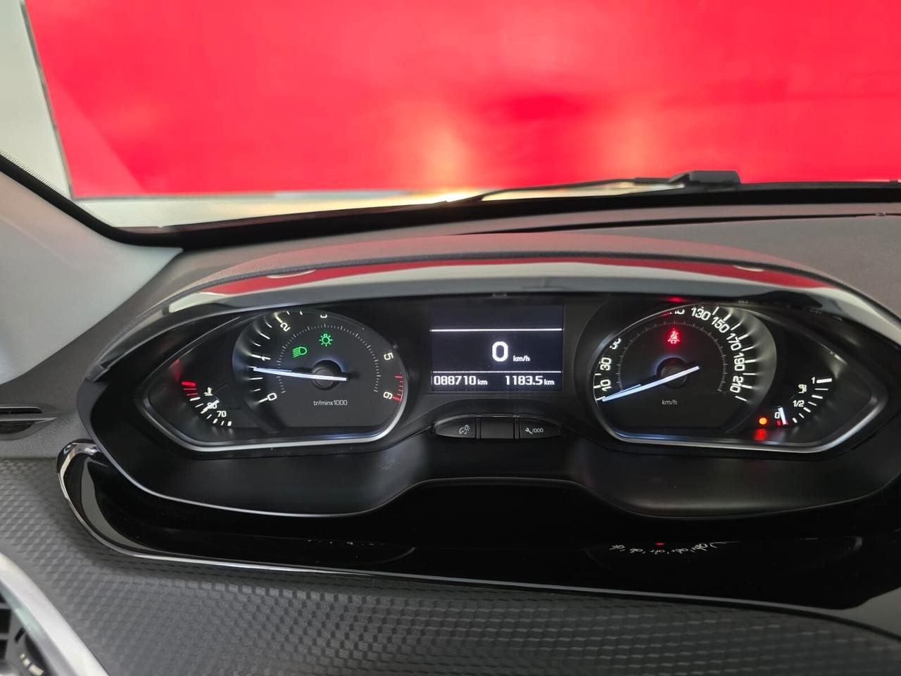 Peugeot 208 BlueHDi 75 5 porte Allure