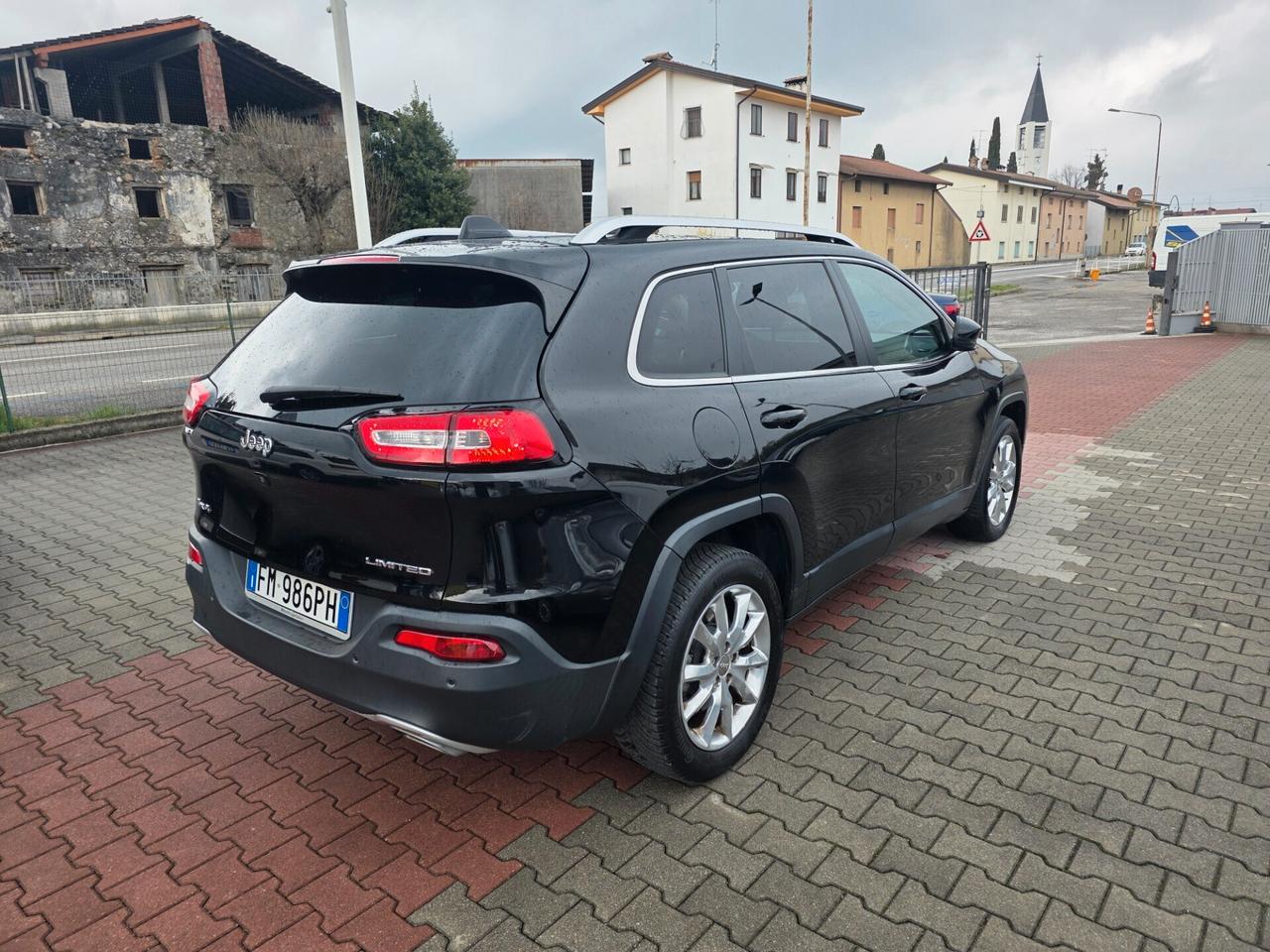 Jeep Cherokee 2.2D 200cv strafull 4WD automatic