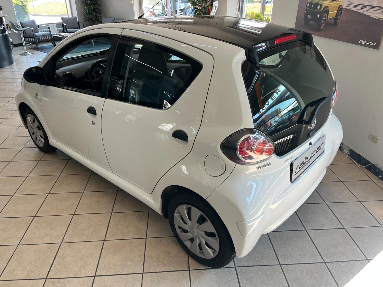 Toyota Aygo 1.0 5 porte EURO5 2014