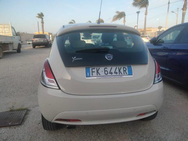 LANCIA Ypsilon 1.2 69 CV 5 porte Gold