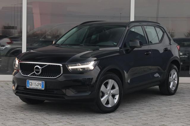 VOLVO XC40 D3