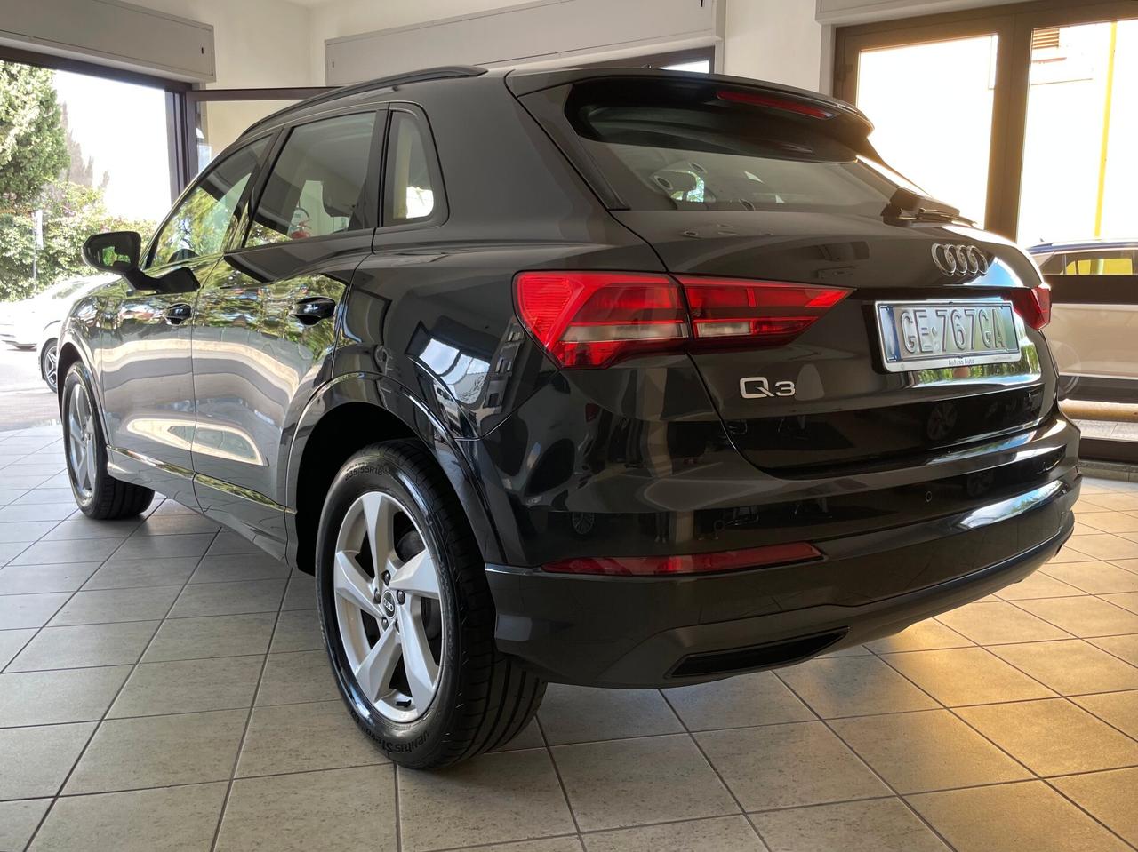 Audi Q3 35 TDI S tronic Business Advanced