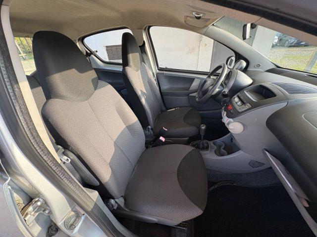 TOYOTA Aygo 1.0 12V VVT-i 5 porte OK NEOPATENTATI 5 PORTE