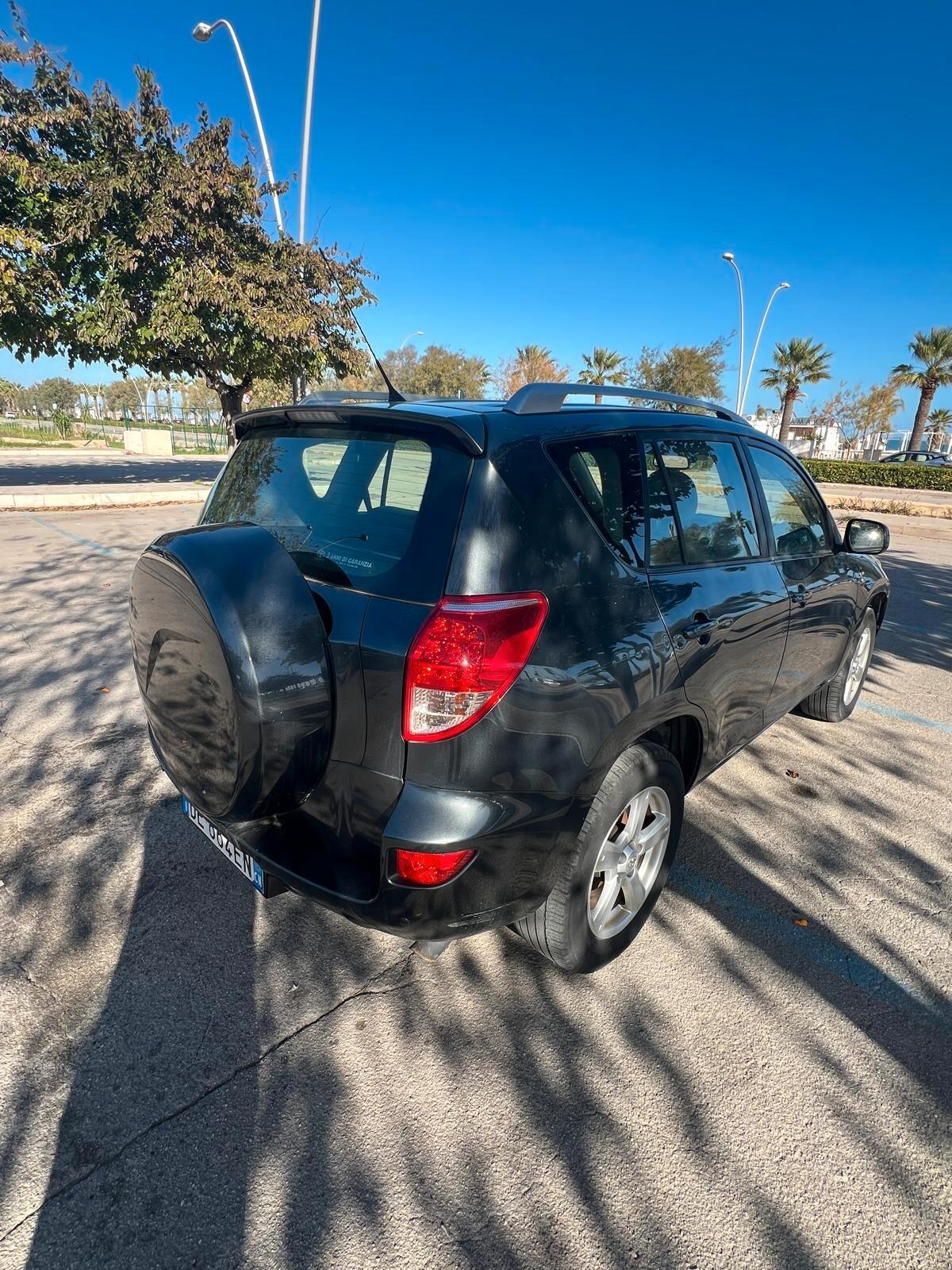 Toyota RAV 4 RAV4 2.2 D-4D 136 CV Luxury