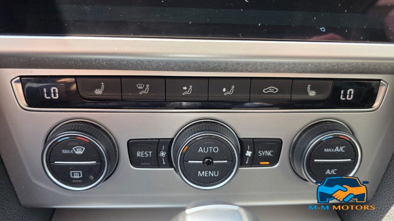 Volkswagen Passat Variant 2.0 tdi Business 150cv dsg 7m
