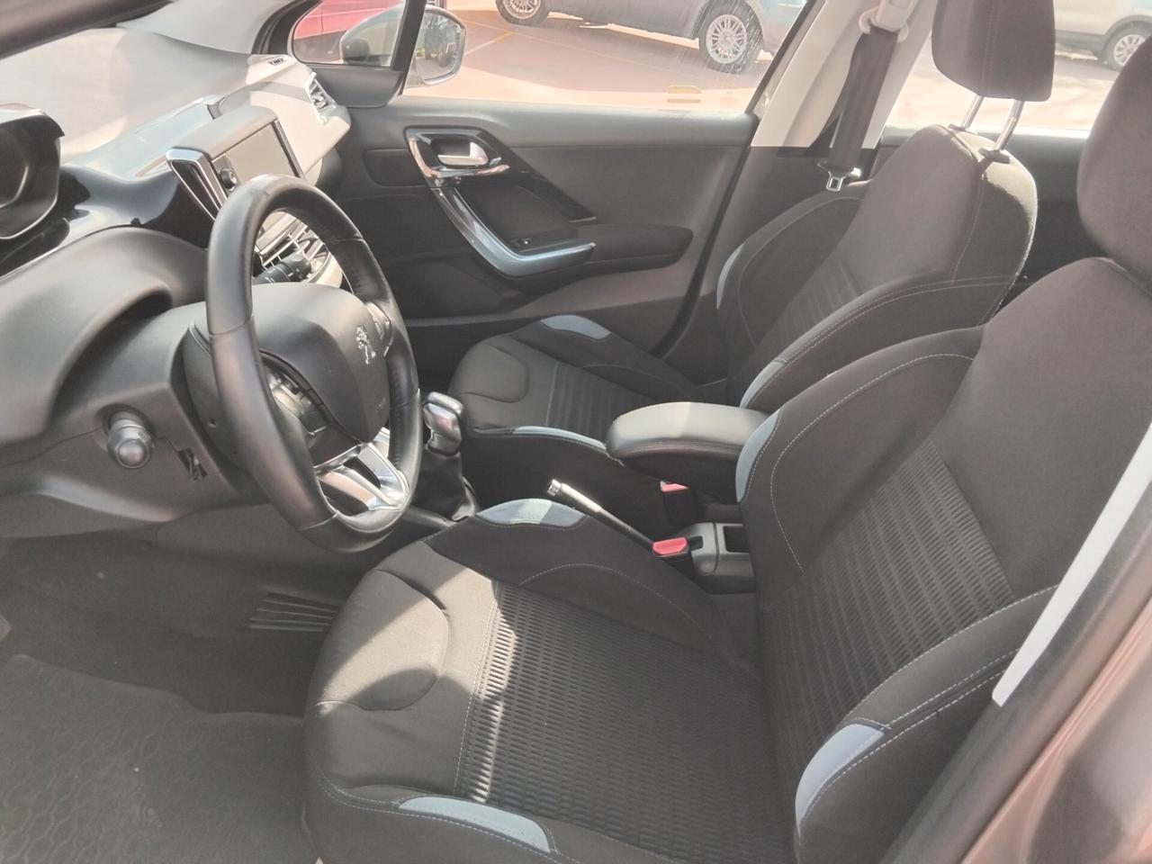 PEUGEOT 208 1.2 ACTIVE GARANTITA