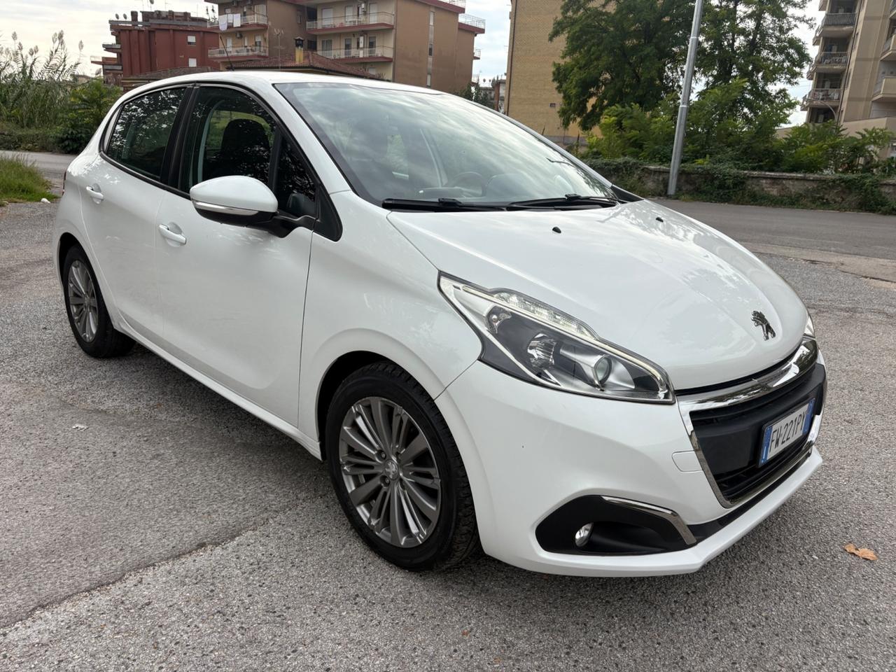 Peugeot 208 1.5HDI-2019”X NEOPATENTATI “