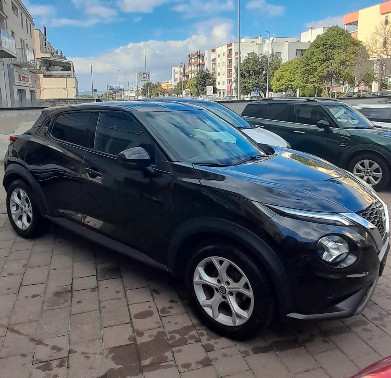 Nissan Juke 1.0 DIG-T 114 CV N-Connecta