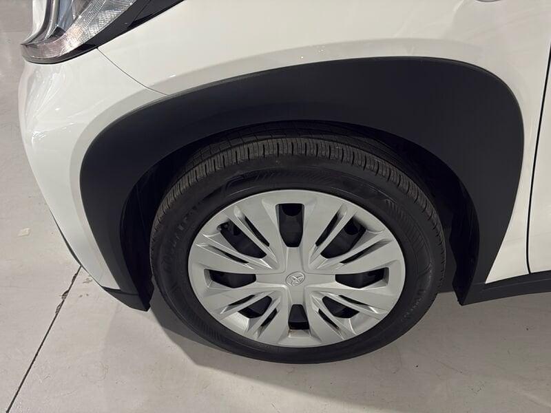 Toyota Aygo X 1.0B (72 CV) Active