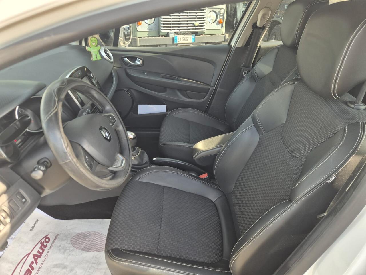 Renault Clio dCi 8V 90 CV Start&Stop 5 porte Energy Duel