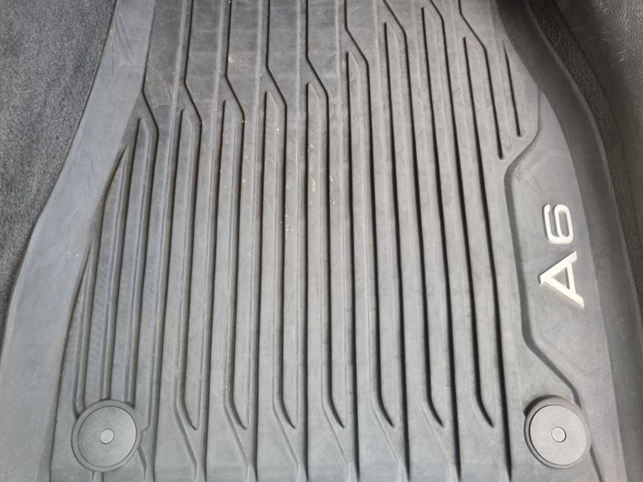 Audi A6 Avant 40 2.0 TDI S tronic Business Plus