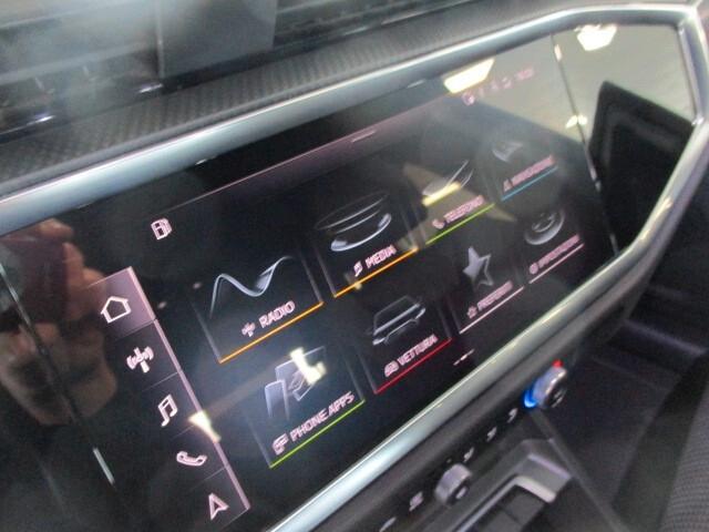 Audi Q3 SPB 35 TDI S tronic Identity Black