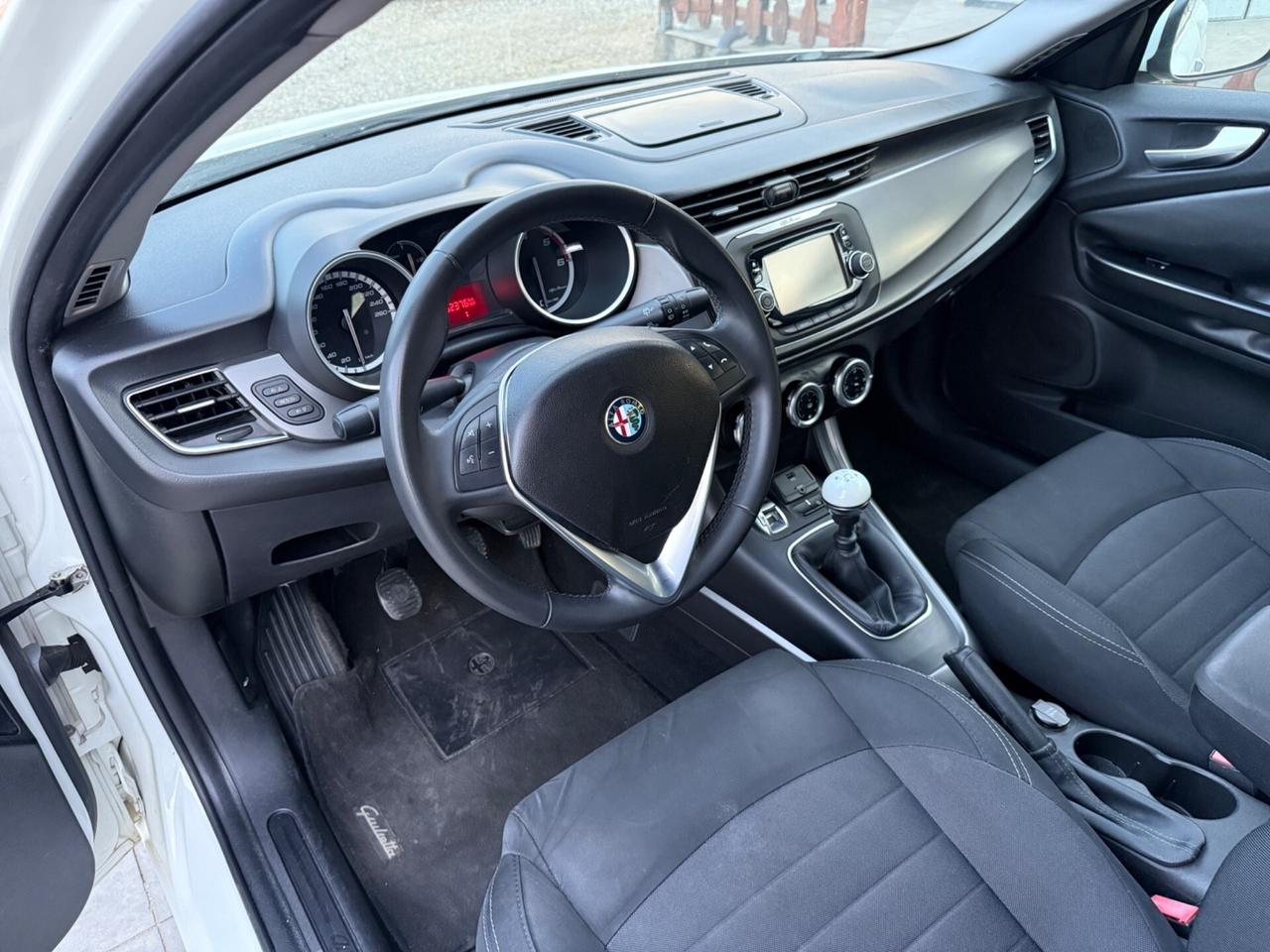 Alfa Romeo Giulietta 1.6 JTDm-2 105 CV Distinctive