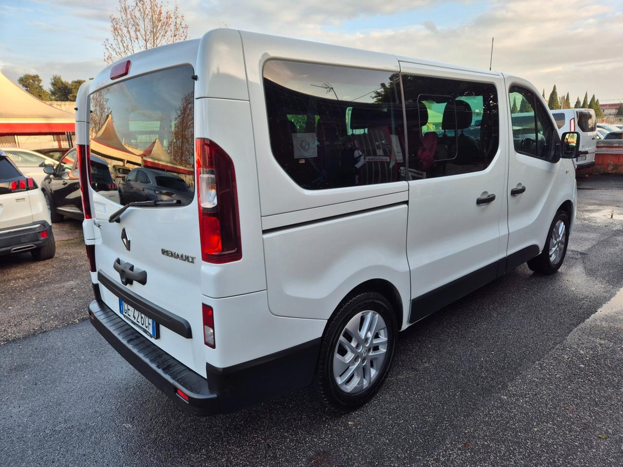 Renault Trafic T29 2.0 dCi 120cv Energy