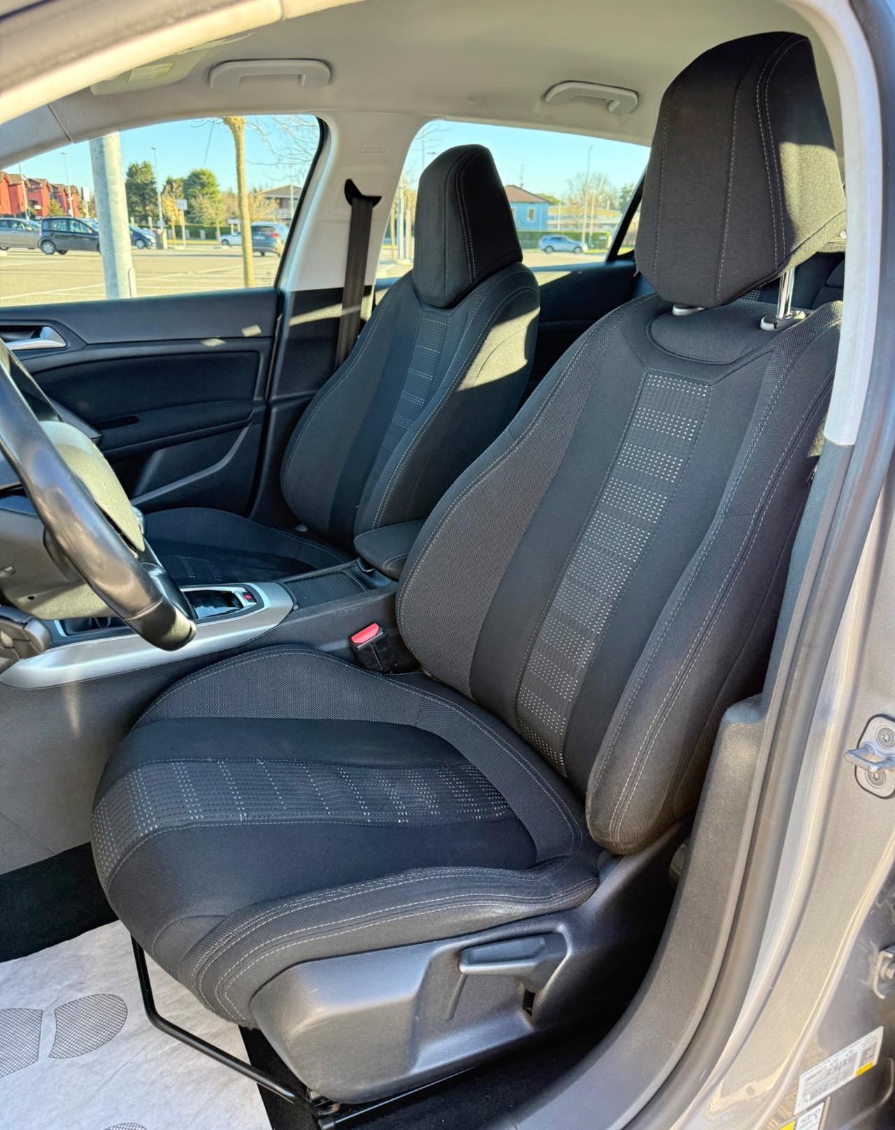 Peugeot 308 PureTech Turbo 130 S&S GT Line*Navi*Euro 6