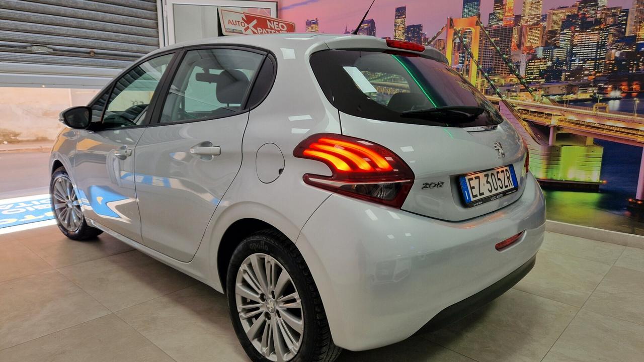 Peugeot 208 PureTech 82 5 porte