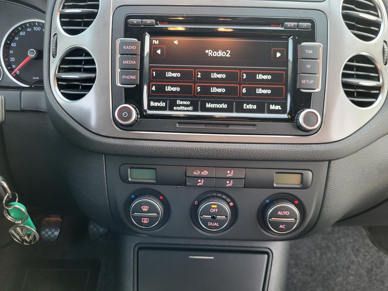 Volkswagen Tiguan 2.0 16V TDI DPF Sport & Style (18°)