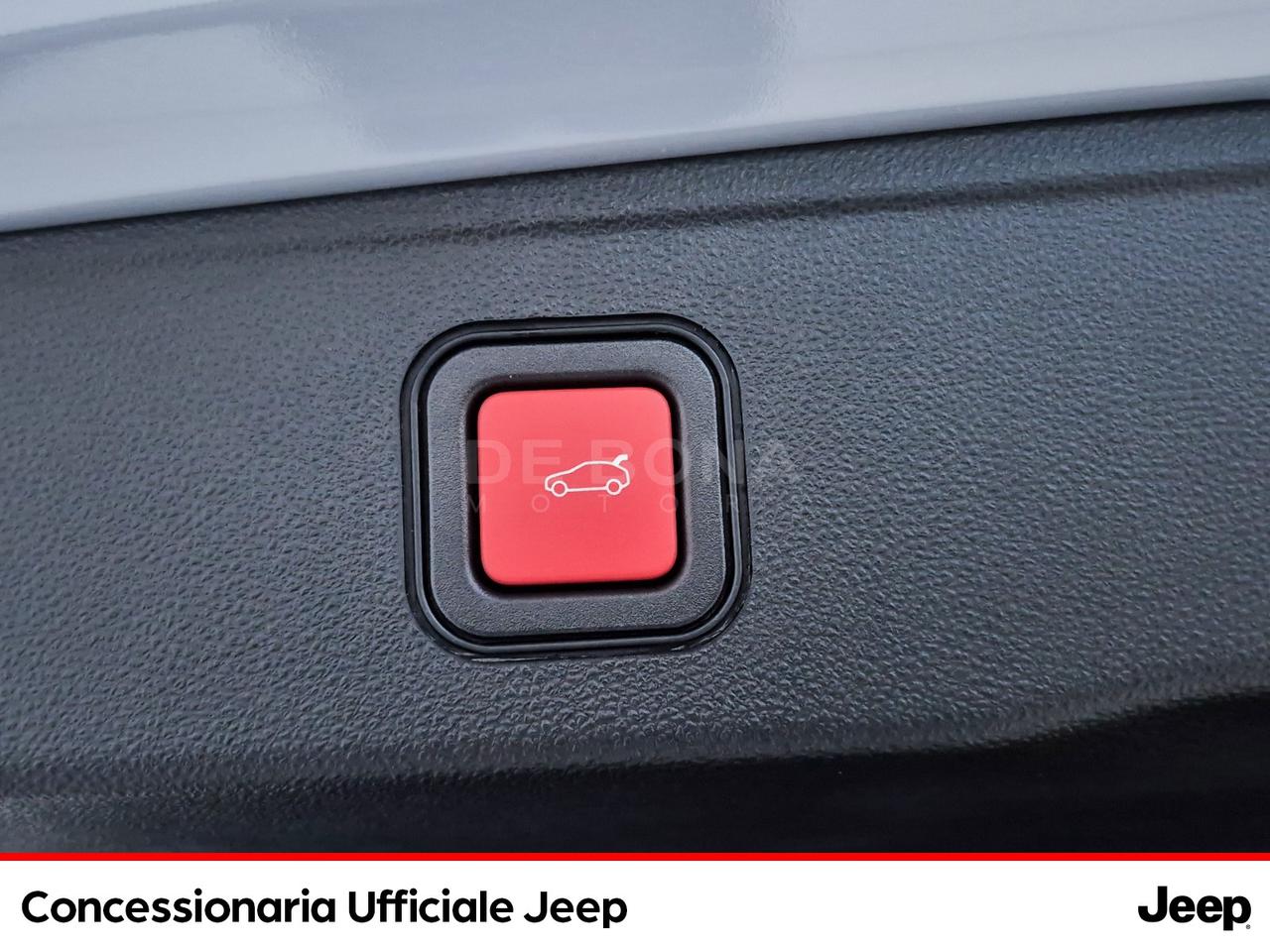 Jeep Avenger 1.2 turbo e-hybrid mhev altitude fwd 110cv edct6