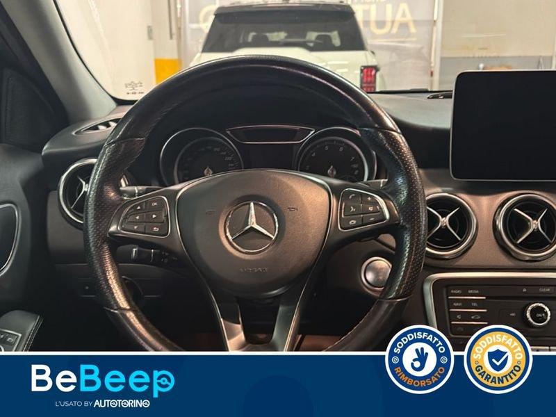 Mercedes-Benz GLA 180 SPORT AUTO